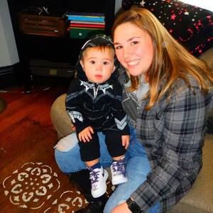 Meet your Posher, Danielle